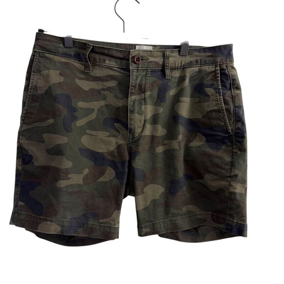 Flint and Tinder Other - Flint and Tinder Camo Chino Shorts Mens Size 31 Green Army Casual Cotton Stretch